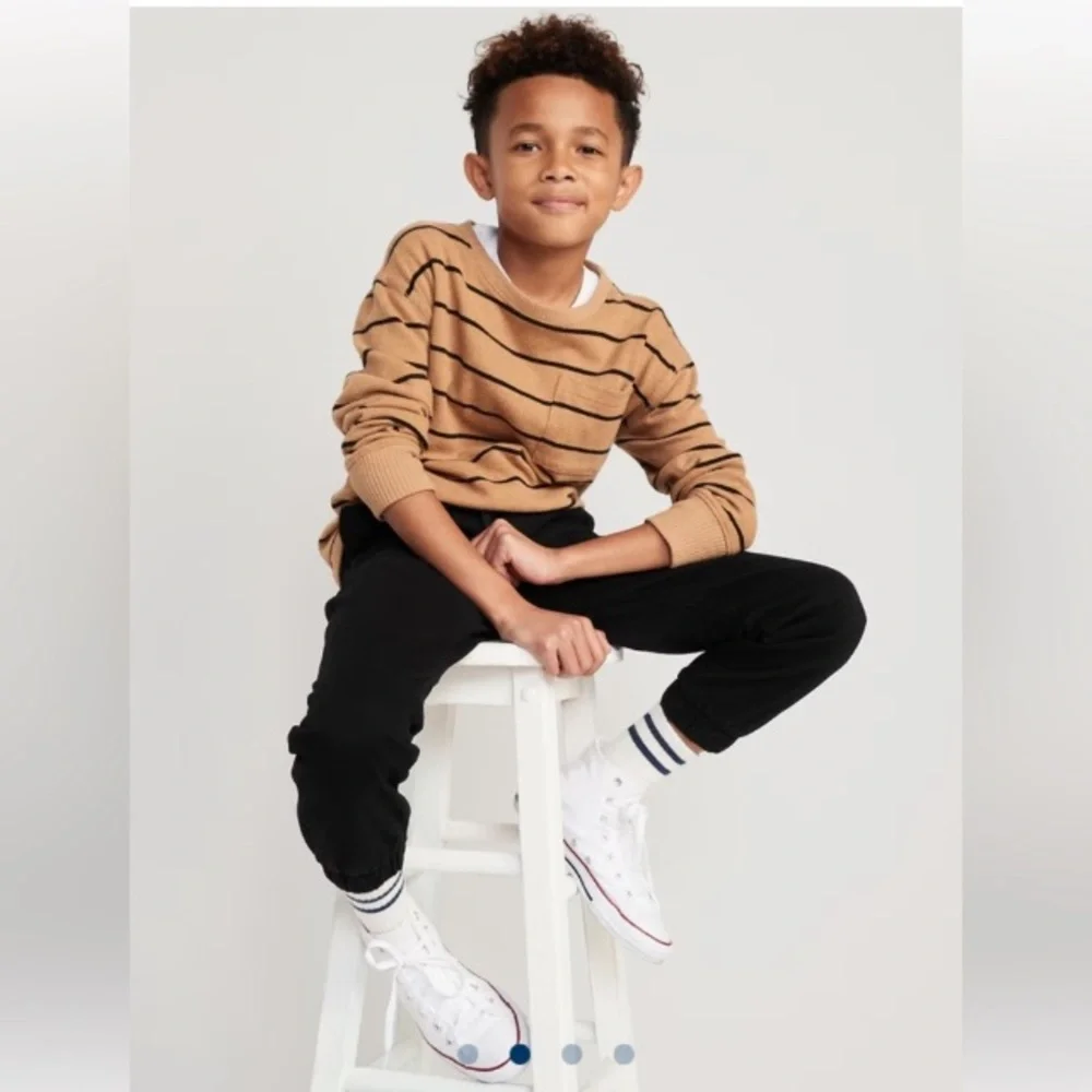 NWOT! Old Navy Twill Jogger Built in Flex Pants for Boys.